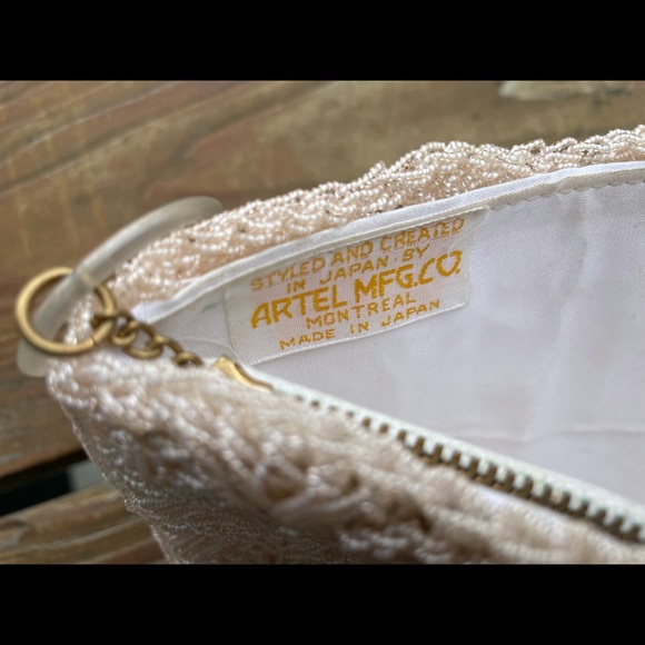 Vintage Cream Beaded Clutch - Picture 3 of 6